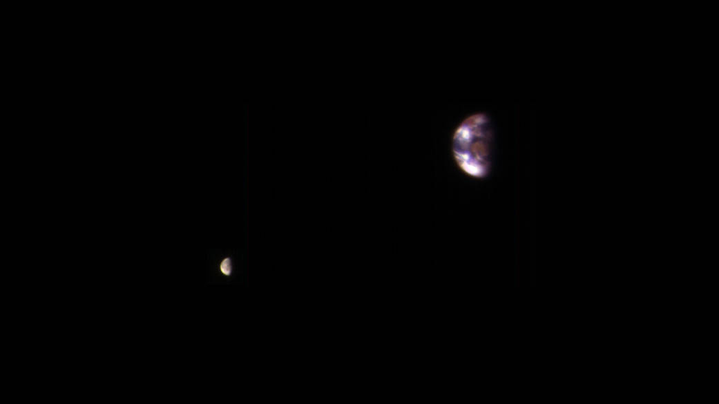 화성에서 바라본 지구와 달의 모습 관련 이미지